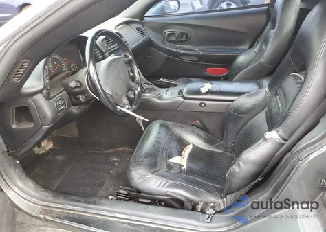 2003 Chevrolet Corvette z USA, uszkodzony, nr VIN 1G1YY32G635120540